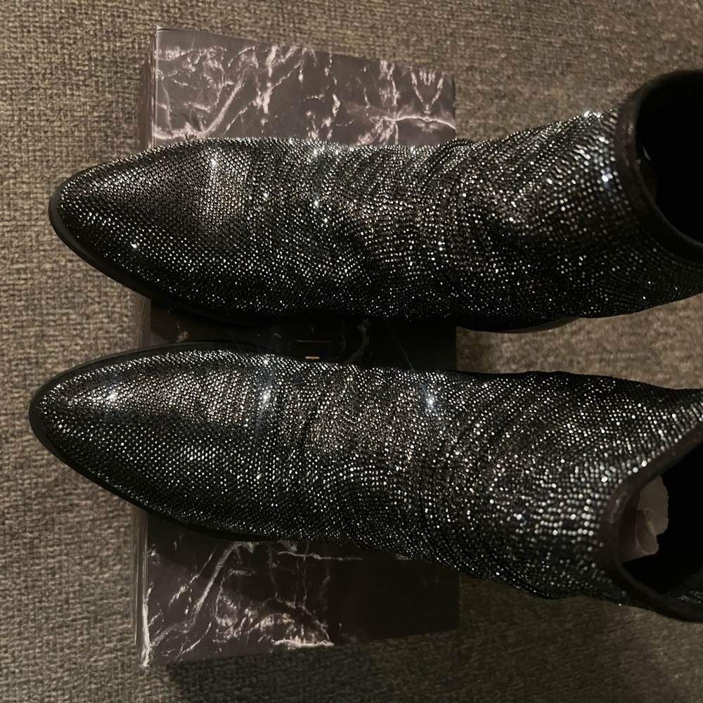 Shimmering Black Ankle Boots with Rhinestone Detail